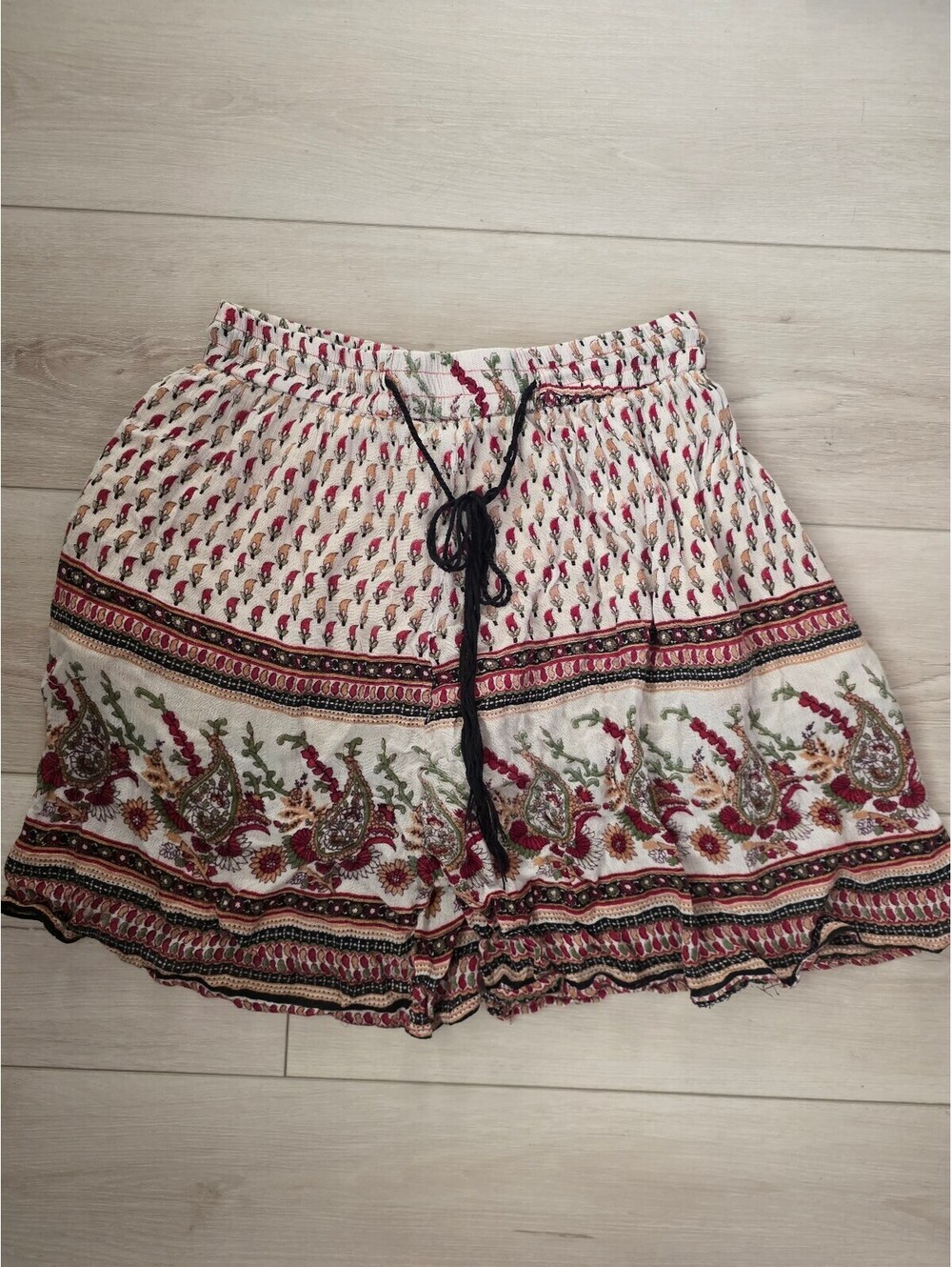 Paths of the Spirit Boho shorts size S/M